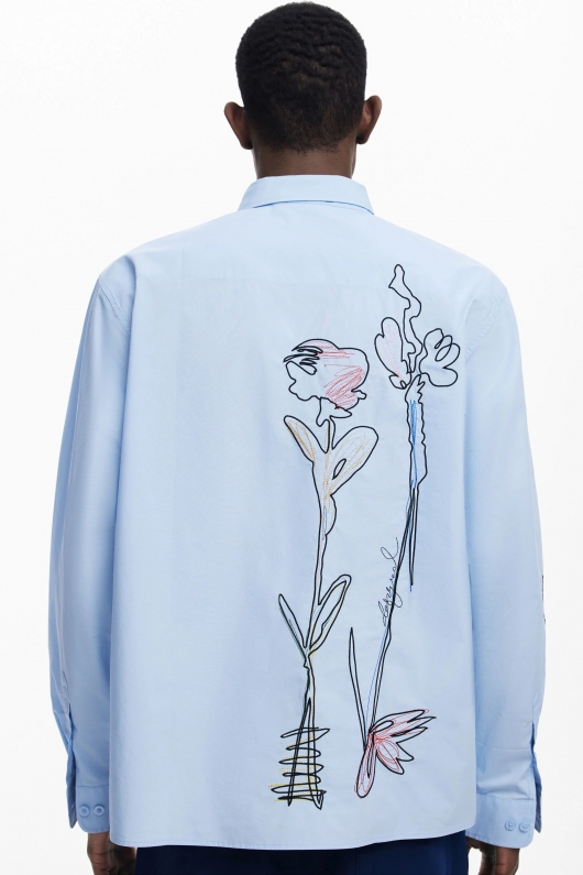 Cămașă bleu cu broderie florală și nasturi
