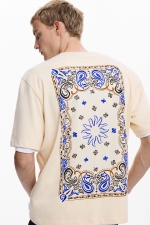 Tricou bej cu imprimeu paisley multicolor