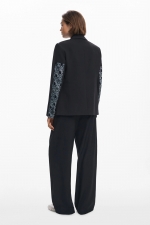 Sacou patchwork regular cu un nasture