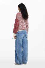Pulover tricot bicolor cu imprimeu embosat