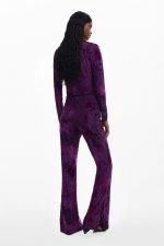 Pantaloni mov texturati cu print floral flare