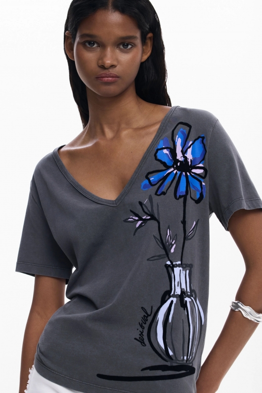 Tricou gri melanj cu decolteu V și print floral