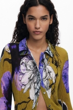 Cămașă slim cu print floral multicolor pliată