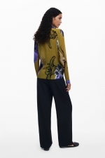 Cămașă slim cu print floral multicolor pliată