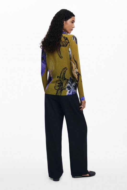 Cămașă slim cu print floral multicolor pliată