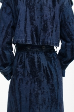 Trench denim degrade albastru-mov, midi, cu curea