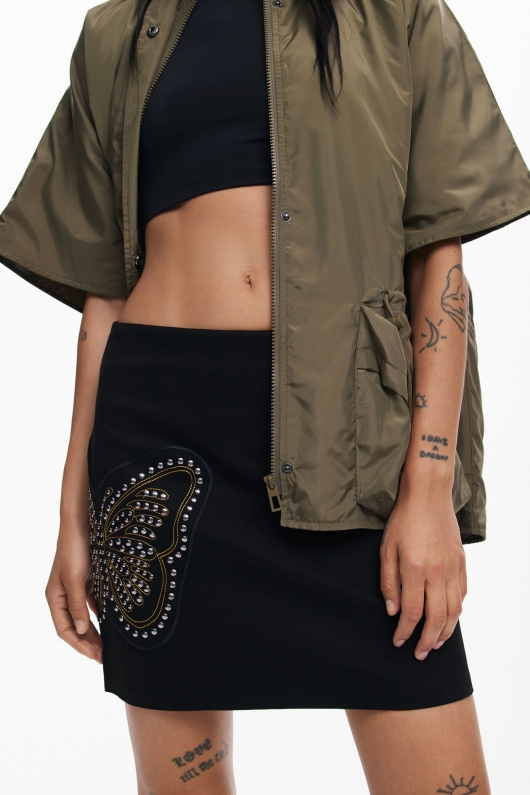 FUSTA MINI NEAGRA CU DETALIU FLUTURE