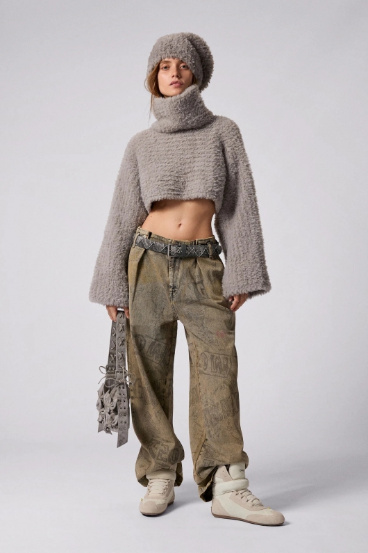 PANTALONI DENIM CU PRINT