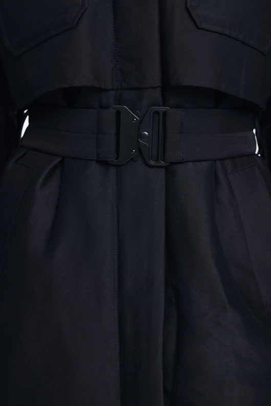 GEACA NEAGRA, LUNGA