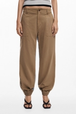 PANTALONI JOGGER CU DOUA TIOURI DE MATERIALE