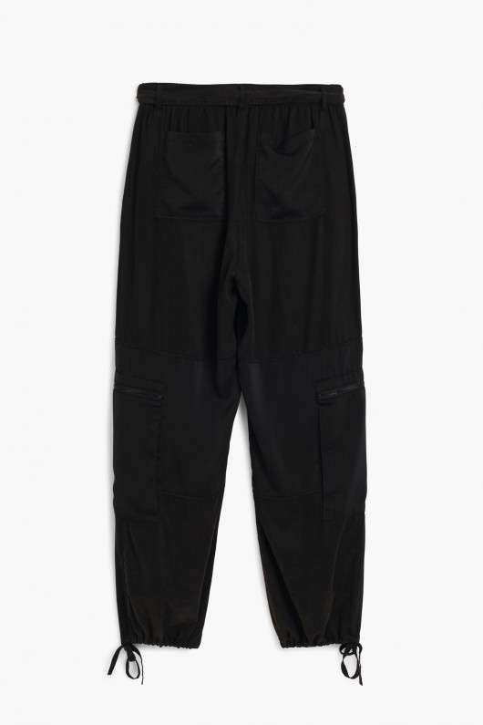 PANTALONI NEGRI DIN LYOCELL