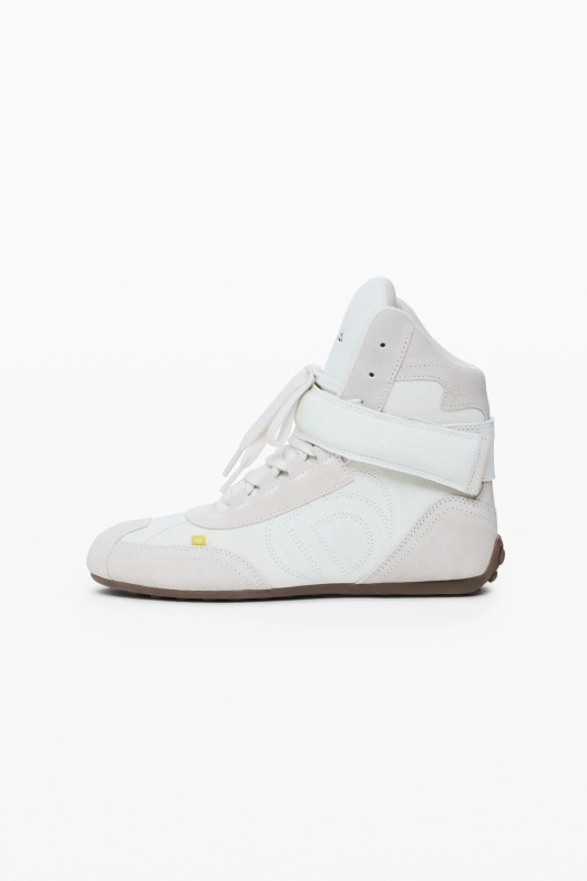 Sneakers boot