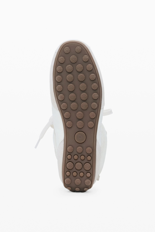Sneakers boot