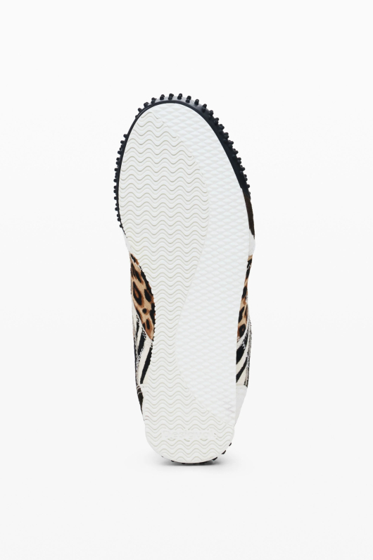 Sneaker animal print