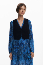 ROCHIE ALBASTRA CU VESTA