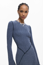 ROCHIE CU MATERIAL TEXTURAT