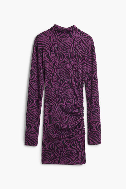 ROCHIE CU MATERIAL TEXTURAT