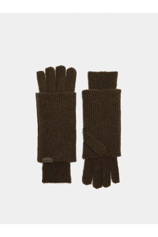 MANUSI KAKI