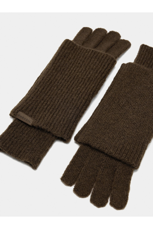 MANUSI KAKI