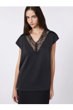 BLUZA NEAGRA SATINATA, CU DANTELA