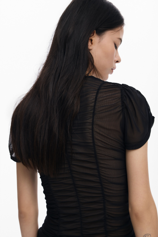 Tricou din tul cu flori