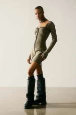 ROCHIE TRICOT CU FERMOAR