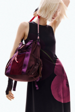 Rochie asimetrica cu floare mac
