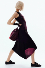 Rochie asimetrica cu floare mac
