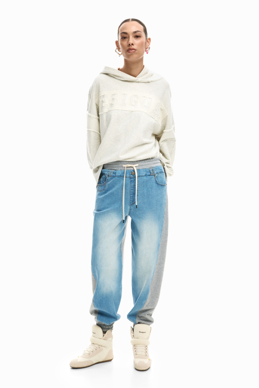 Pantaloni jogger din denim