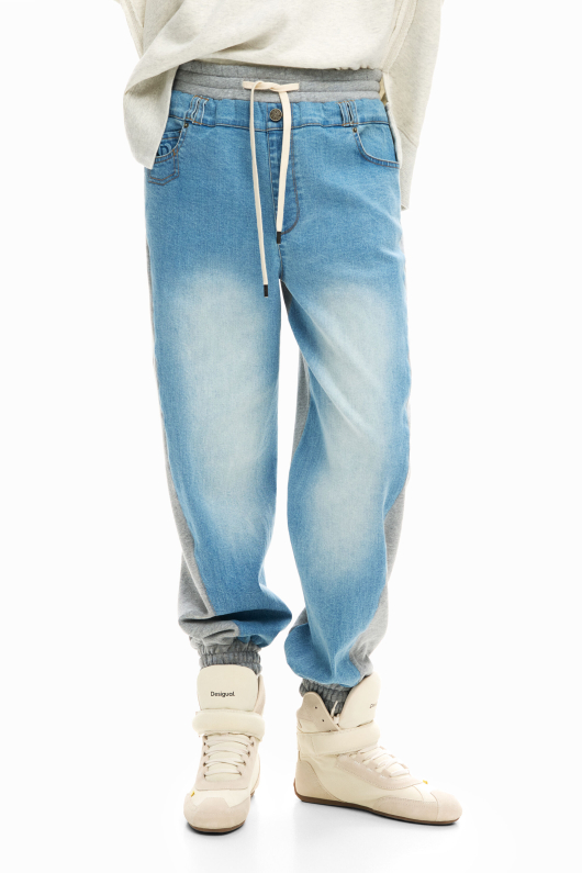 Pantaloni jogger din denim