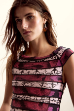 Tricou cropped creat de mr. christian lacroix