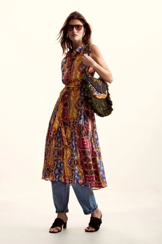 Rochie stil camasa, fara maneci, creata de Mr. Christian Lacroix