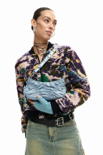 Geanta mica din denim incretita