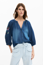 Bluza cu broderii cu maneci bufante