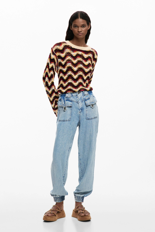 Pantaloni jogger din denim