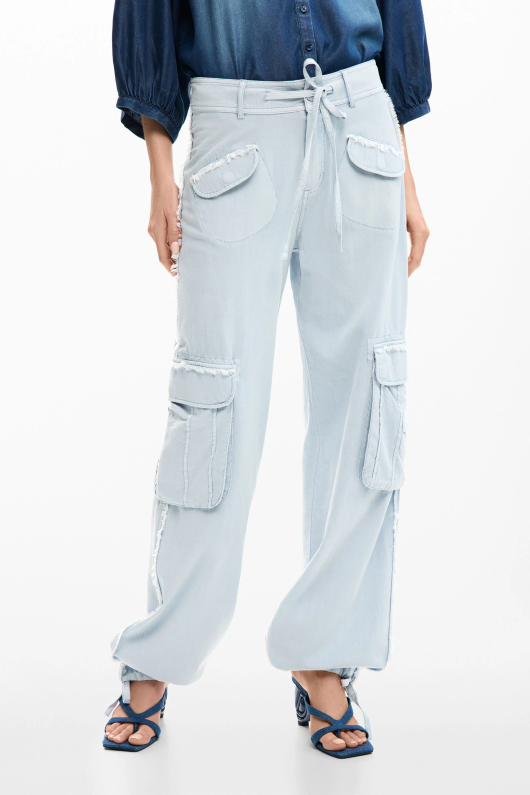 Pantaloni cargo cu buzunare