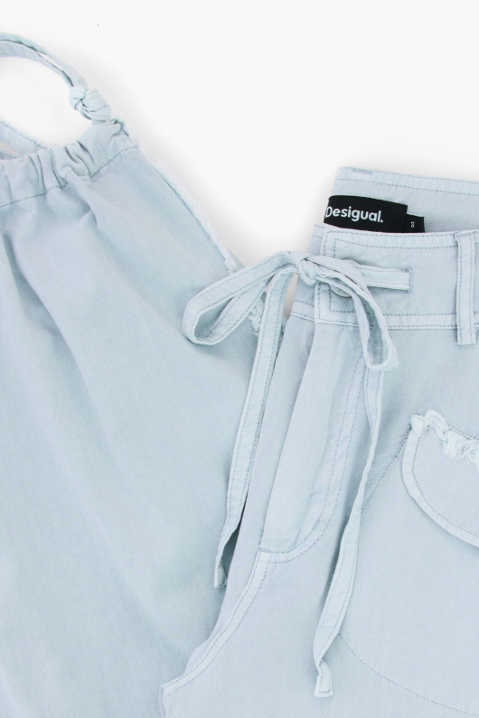 Pantaloni cargo cu buzunare