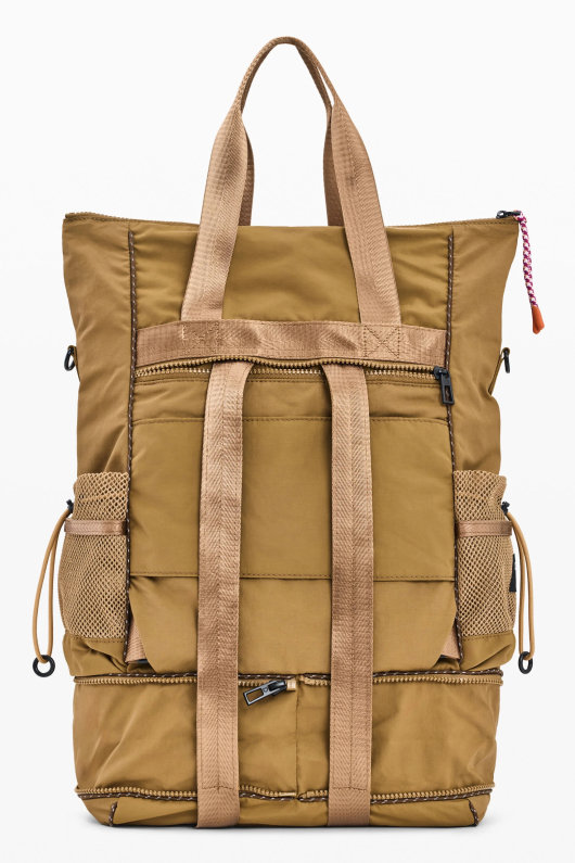 RUCSAC DIN NYLON PENTRU CALATORIE