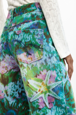 PANTALONI DENIM CU PRINT FLORAL