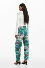 PANTALONI DENIM CU PRINT FLORAL