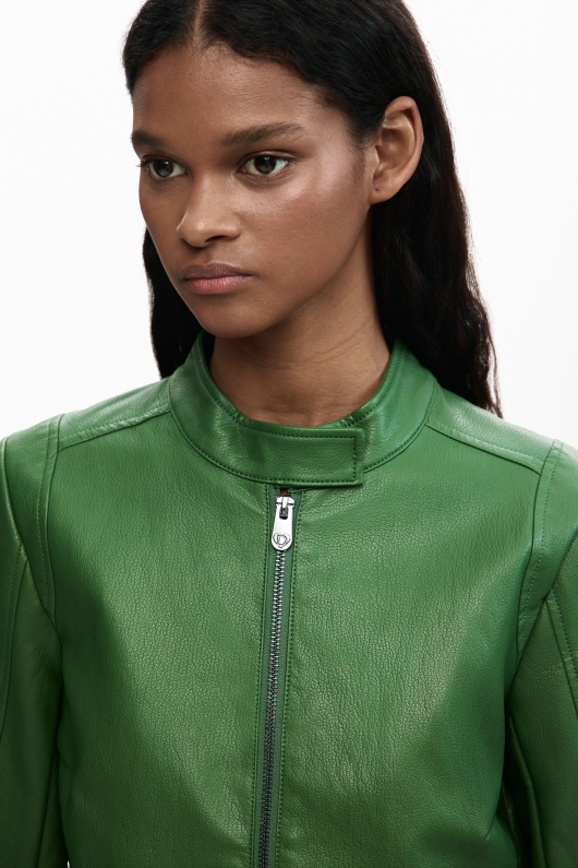 Jacheta verde cu efect piele