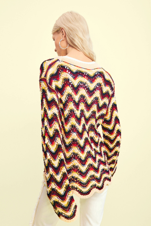 Pulover crosetat cu model zig-zag