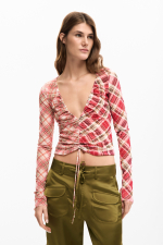 BLUZA INCRETITA, IN PATRATELE