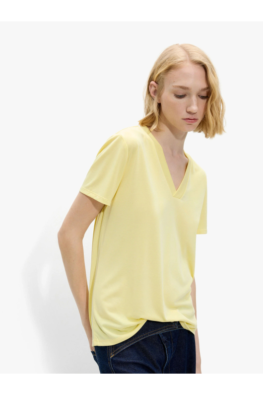 TRICOU CU DECOLTEU IN V