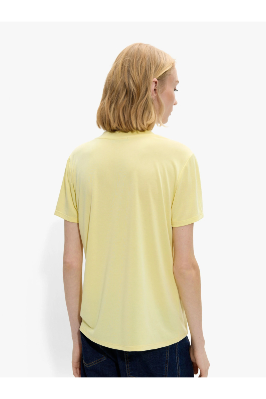 TRICOU CU DECOLTEU IN V