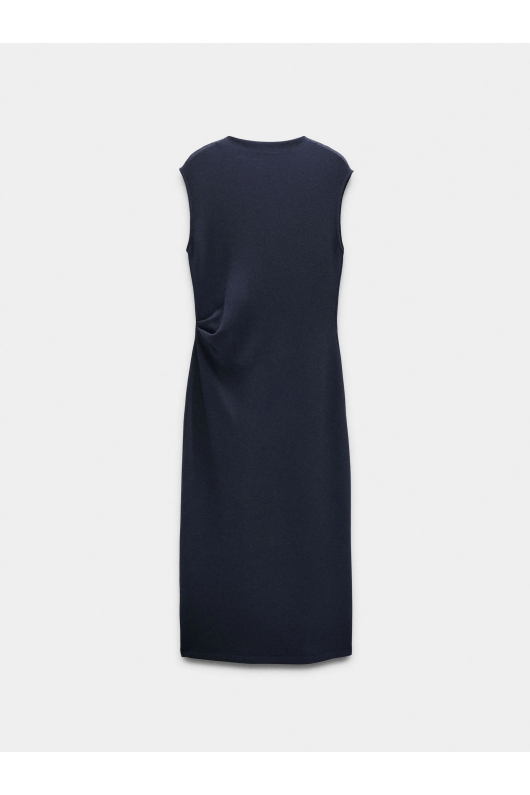 ROCHIE BLUEMARIN