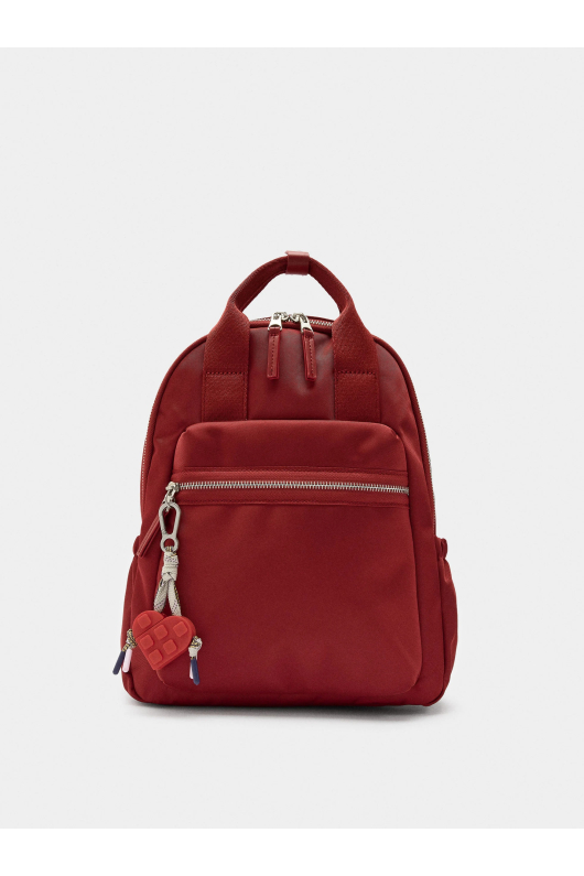 RUCSAC ROSU