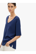 TRICOU CU DECOLTEU IN V