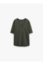 TRICOU CU DECOLTEU IN V