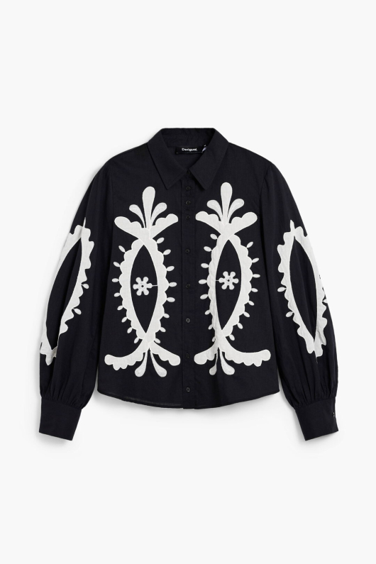 CAMASA NEAGRA CU BRODERIE